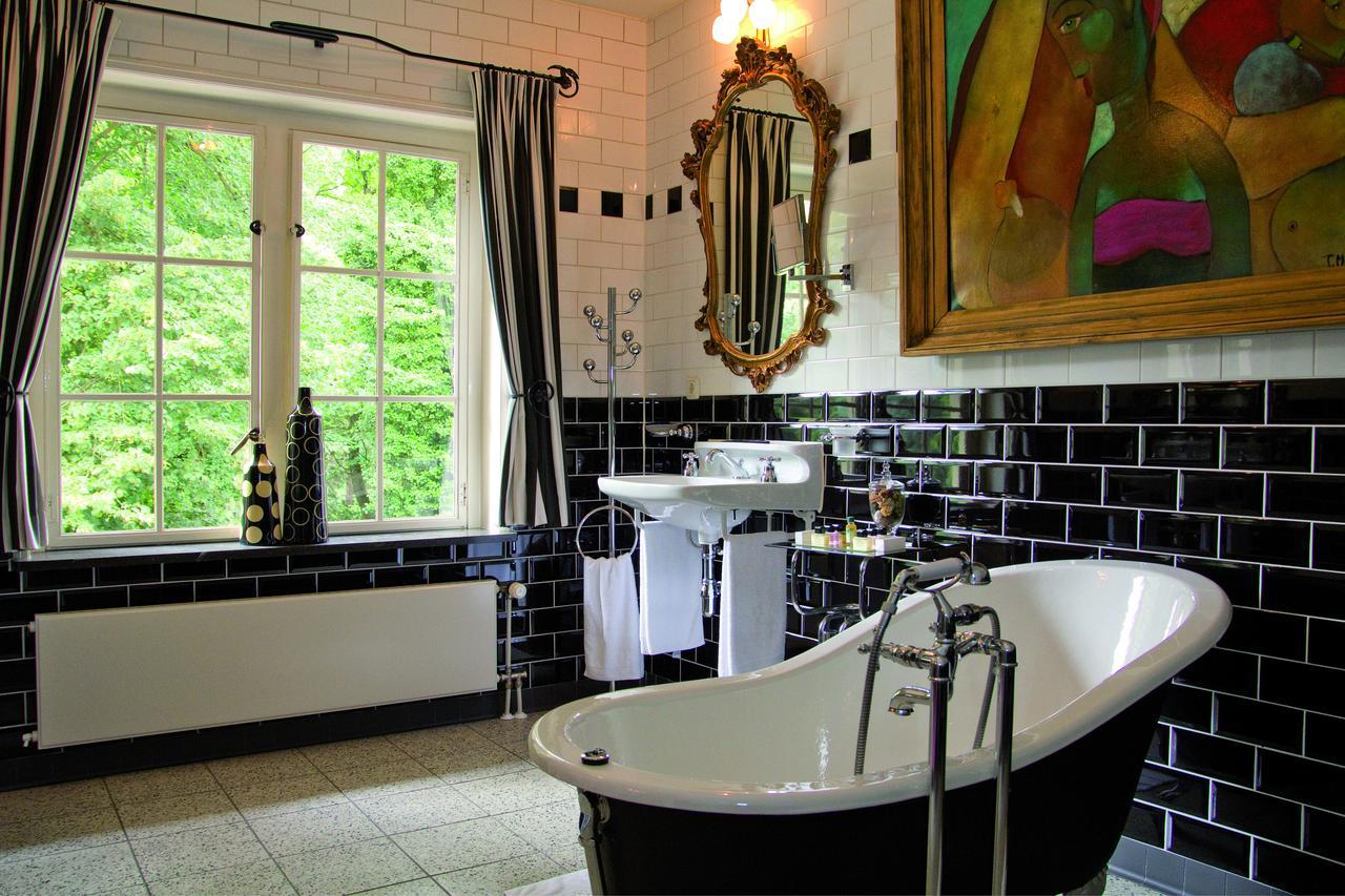 Boutique Hotel Huize Rustoord Esbeek Exterior photo